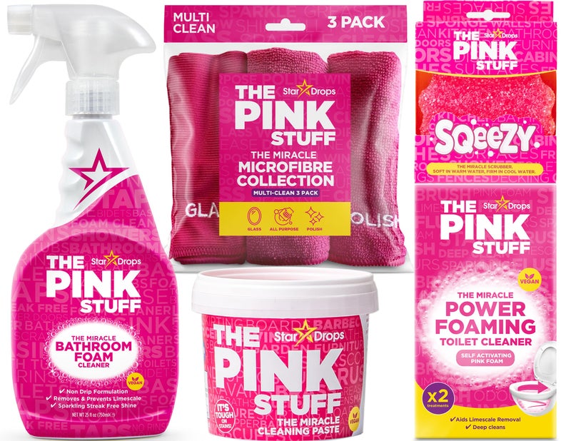 ستاردروبس مجموعة تنظيف الحمام من ذا بينك ستاف - معجون تنظيف، بخاخ رغوة الحمام، مسحوق رغوة المرحاض، إسفنجة SQeeZY و3 قطع قماش من الألياف الدقيقة - قوية على البقع والشحوم ورغوة الصابون - أساسيات التنظيف العميق - Image 1